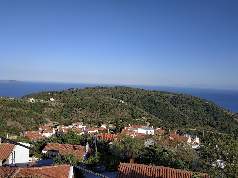 Asteri Living