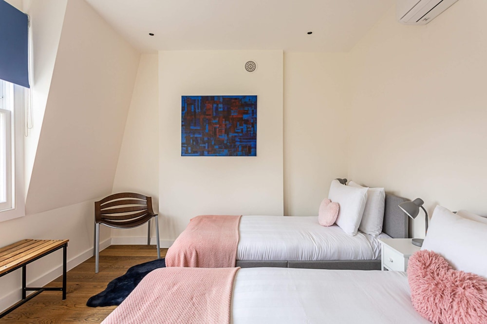 Amazing 2 bed Maida Vale Apartment w/ Patio