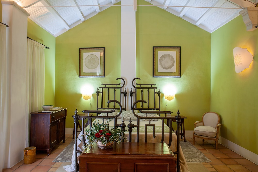 Naturalis Bio Resort & Spa