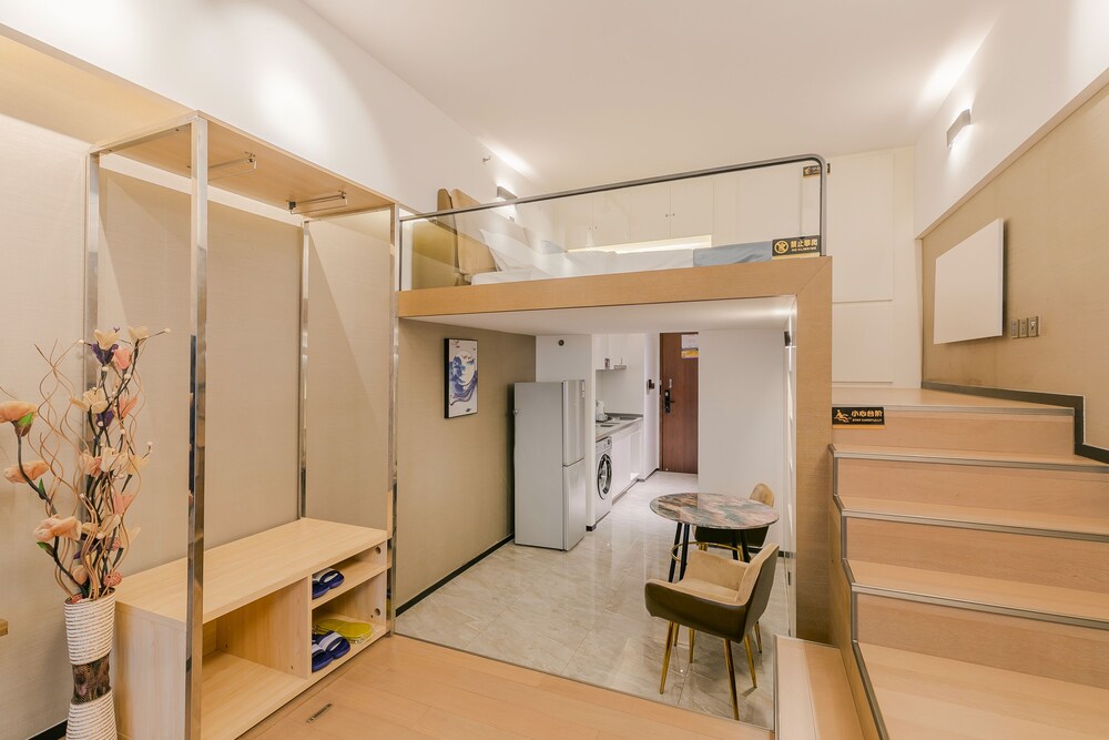 Xizhengjia Apartment Hotel (Guangzhou Financial City Keyun Road subway station store)