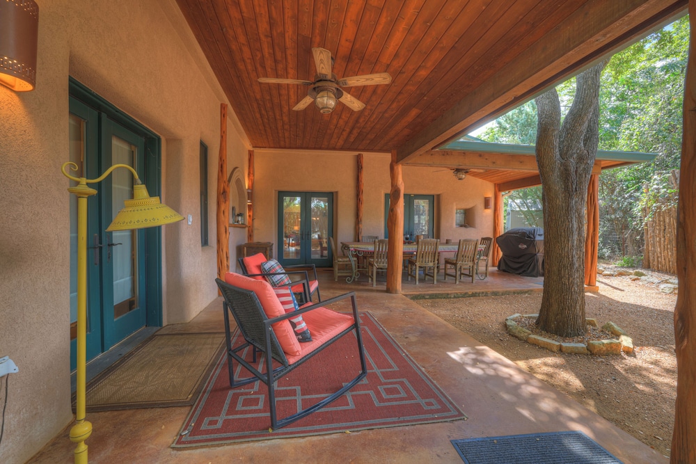 The Willows Casa Grande - Four Minutes to Downtown!