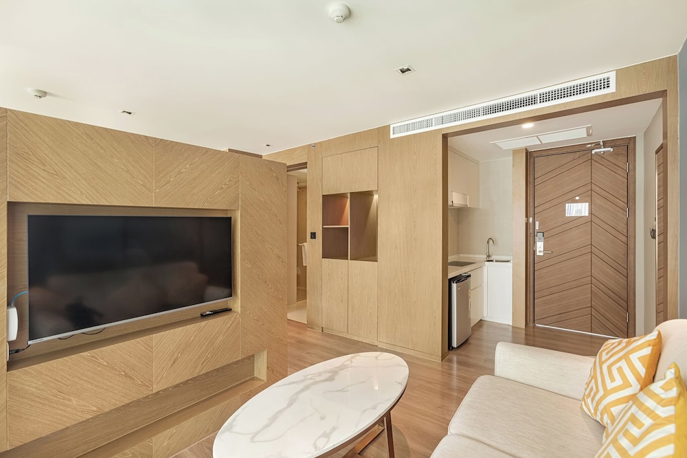 Studio in LaVita Condo in Rawai 7501