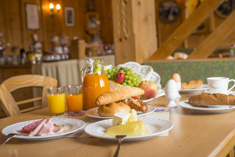 Hotel-Pension Lackenbauer
