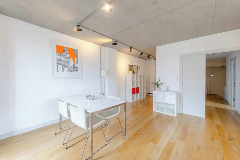 Beautiful & Bright 2BD Flat - Dalston!