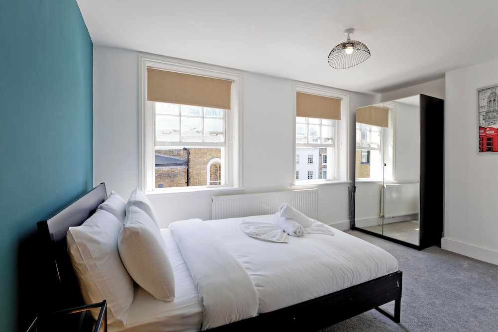 Imperial Horseferry Road Apartment