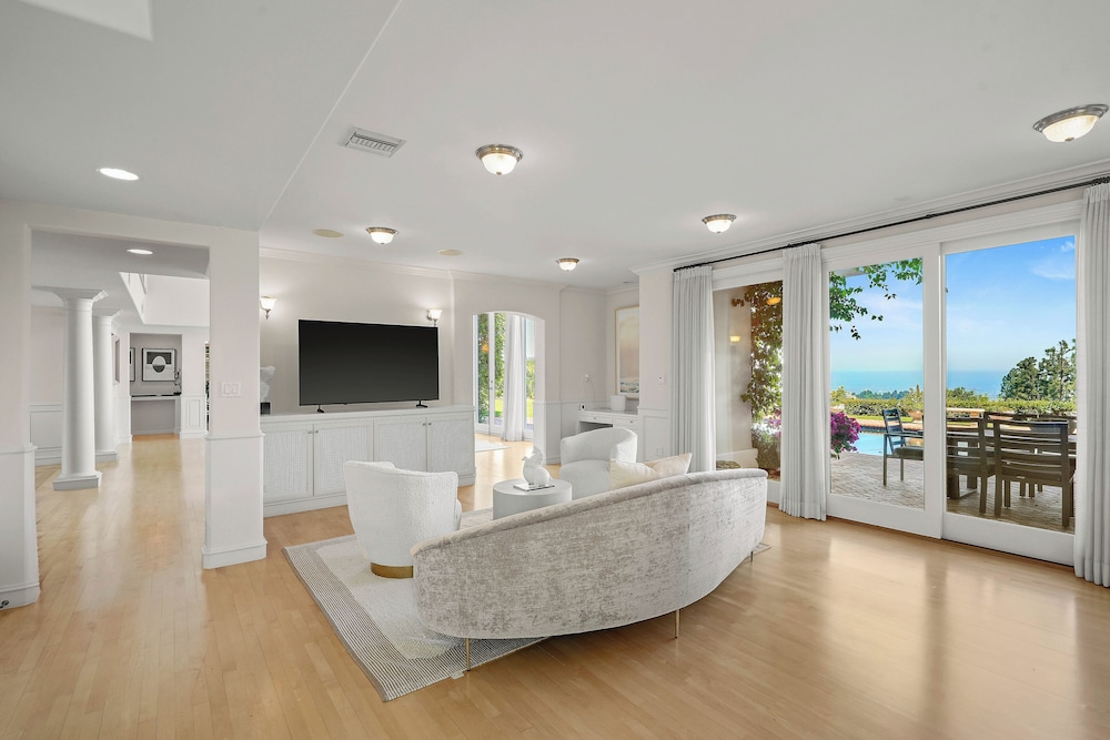 Savona Sanctuary Estate