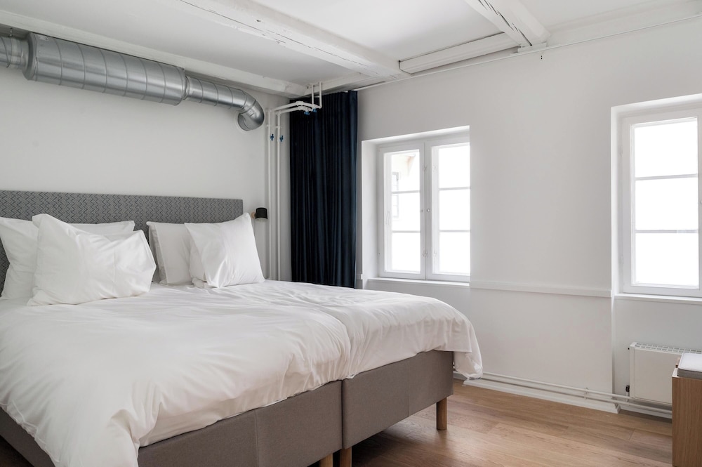 Kings Square apartments by Daniel&Jacob’s