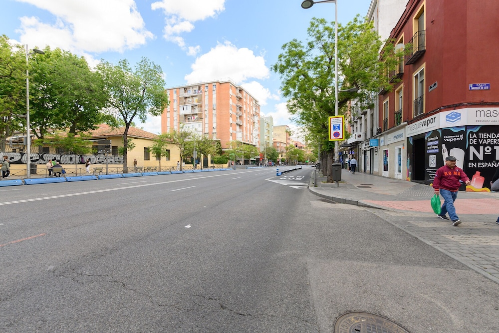 M Mdl92 Alquiler Mensual en Madrid Piso Moderno