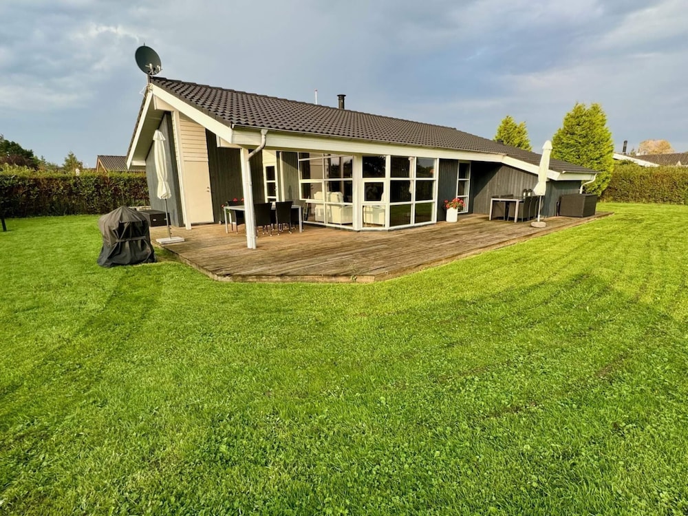 4 Star Holiday Home in Ronde