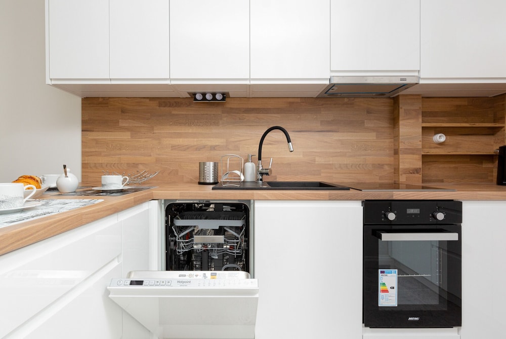Apartments City Center Ochota by Renters view 4