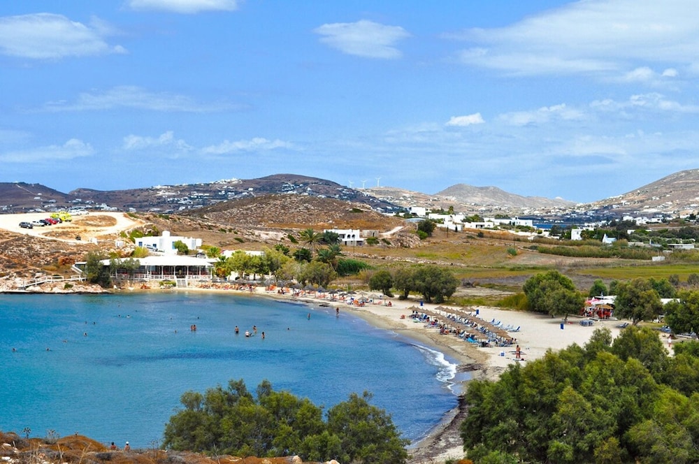 Seaside Villa Costal Vibes Walk to Beach