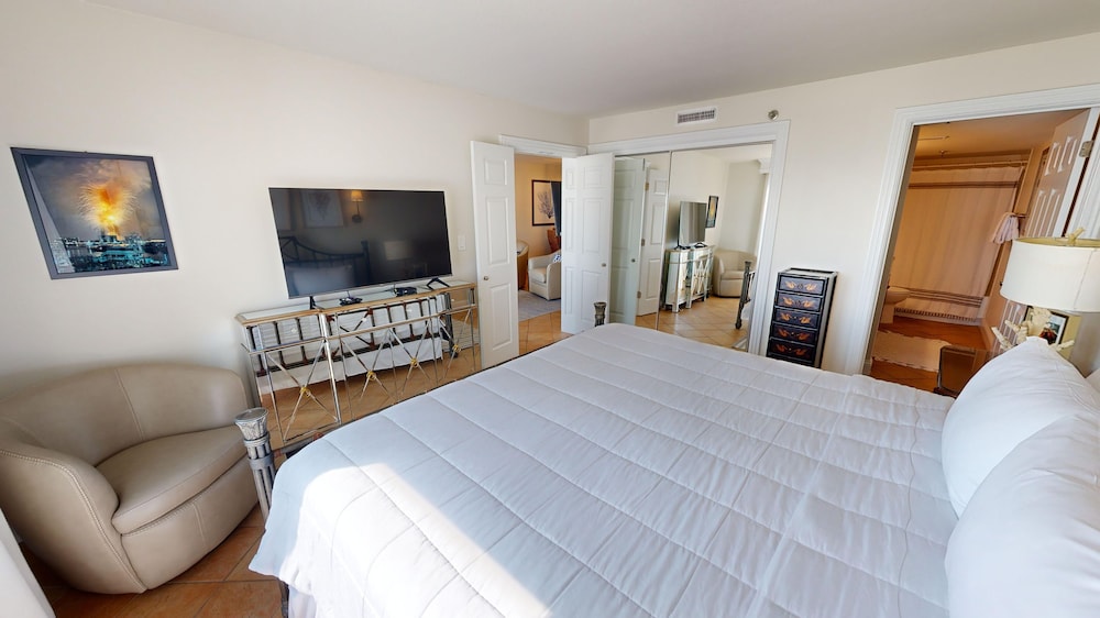 Destin On The Gulf 701 2 Bedroom Condo