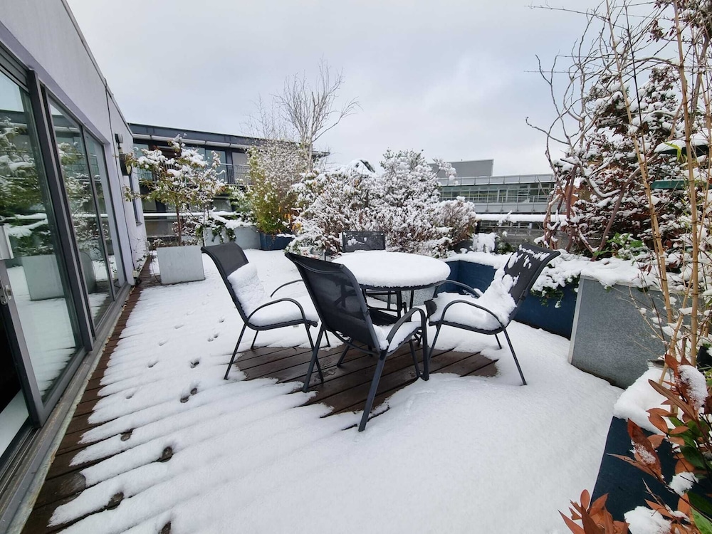 outdoor bbq area