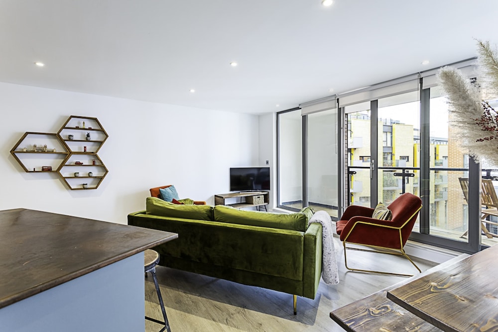 Duplex Two-bed Apartment Near Tower Bridge