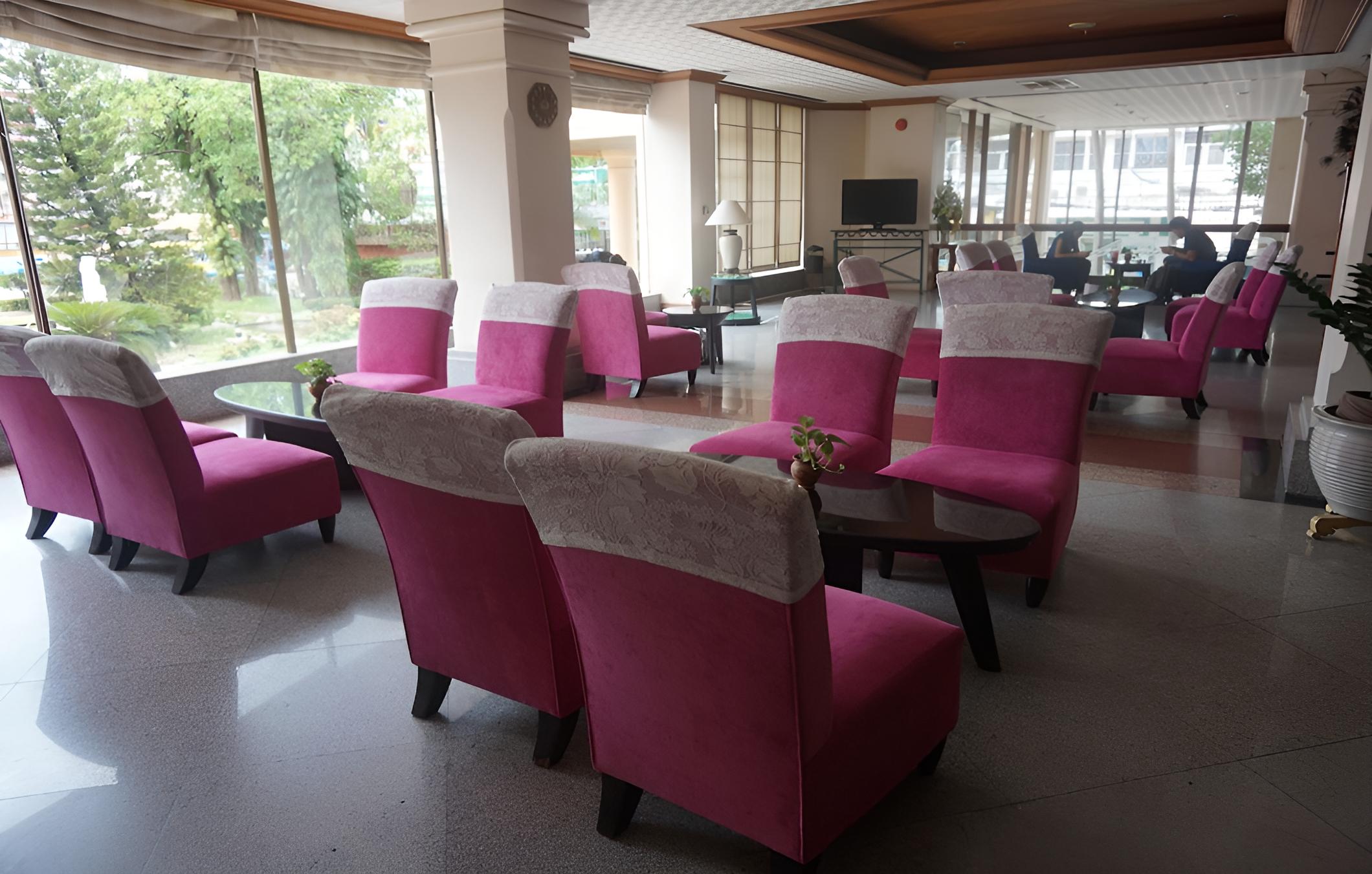 Ban Chiang Hotel