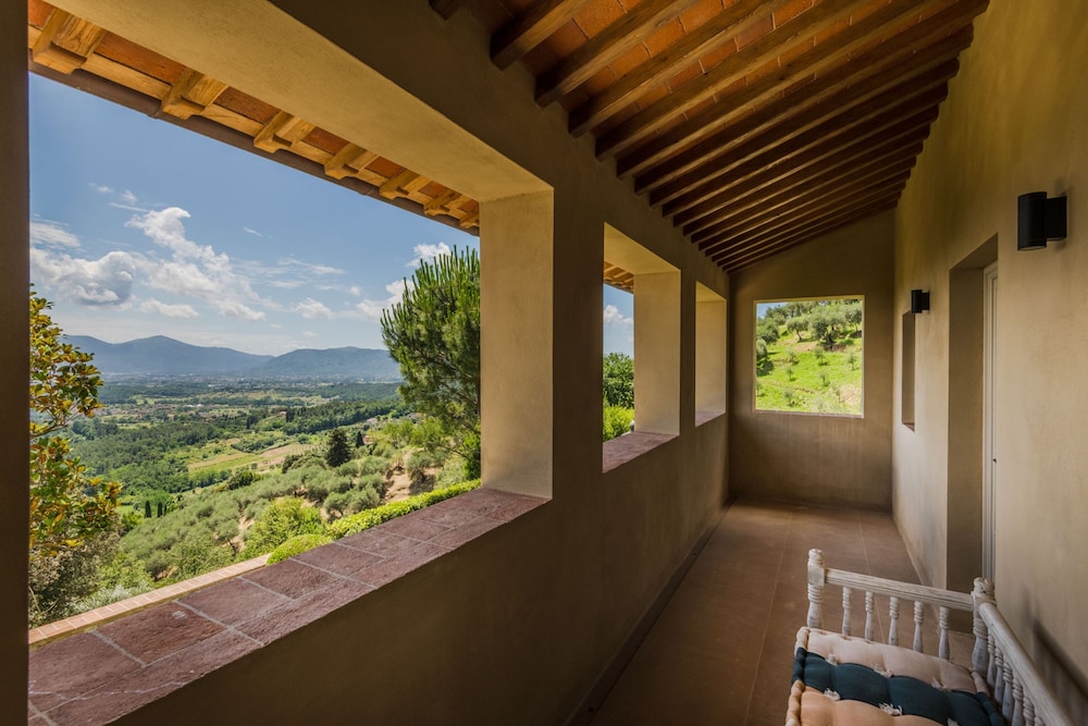 Villa Sunset in Lucca