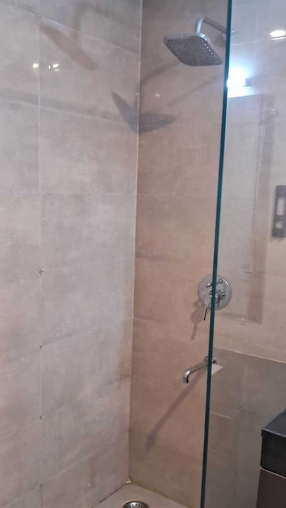 Luxury Rooms In Lucknow
