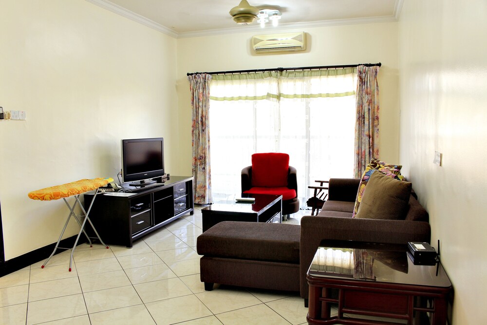 1st Choice Vacation Apartments at Marina Court Resort Resort