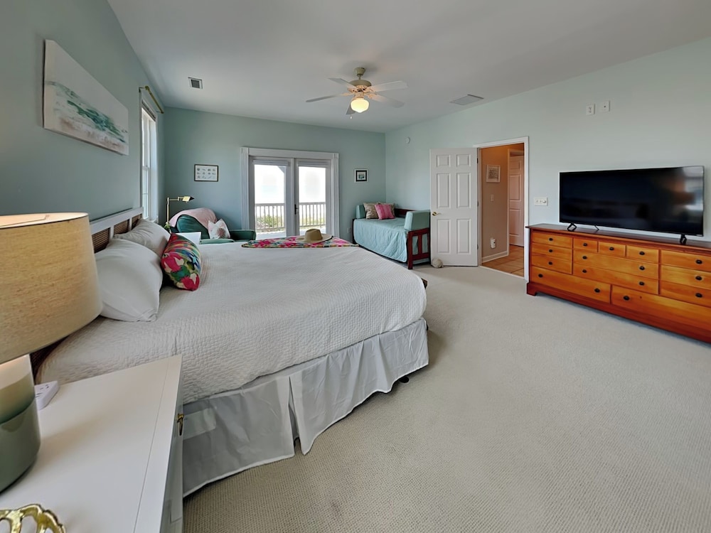 Sunny Side Up by Topsail Realty