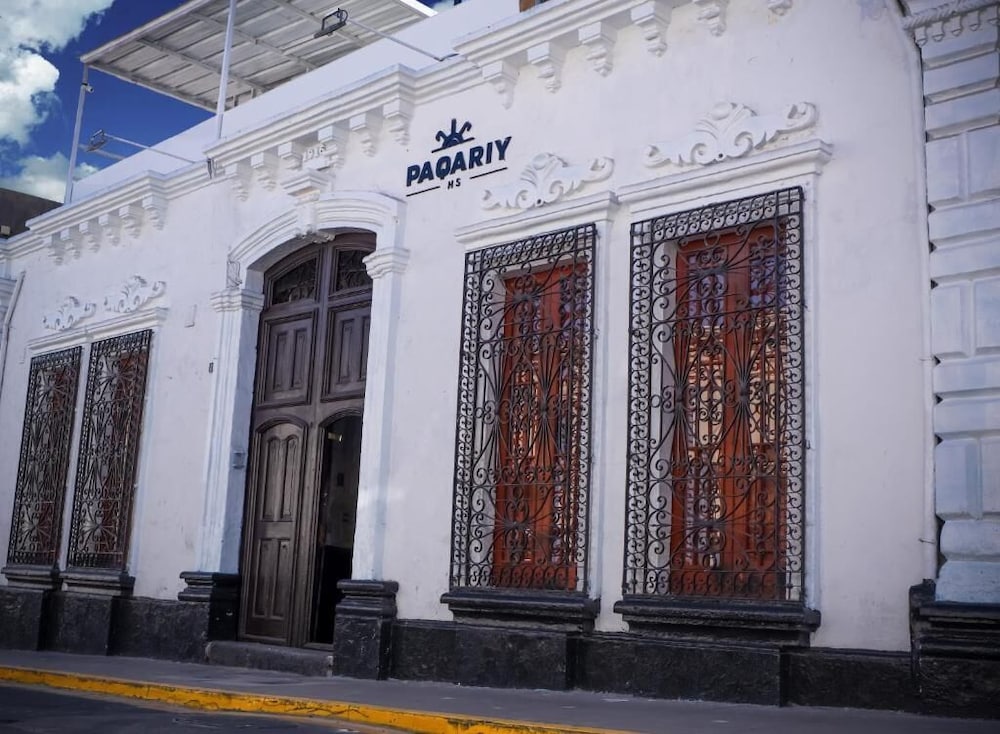 PAQARIY HS