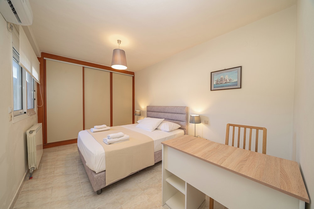 Sandoa Residence