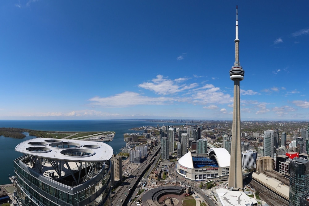 Platinum Suites - Luxury Penthouse - Image 1