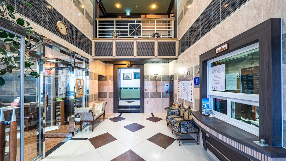 Gangneung Pension Sea and - Pet Friendly
