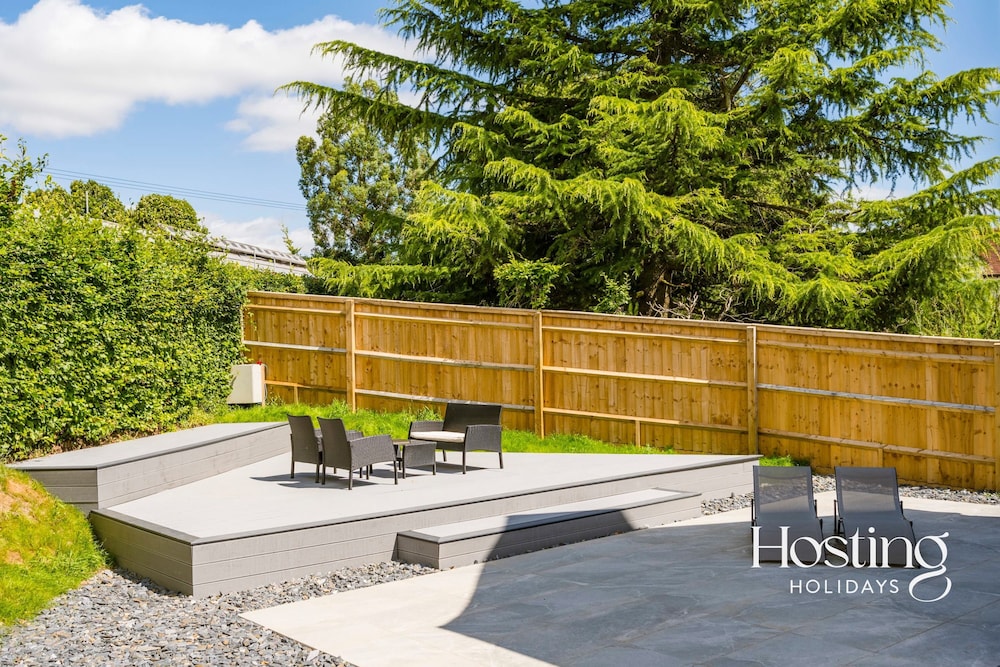 Honeybuzz Barn - Stunning 4-bed Rural Paradise view 4