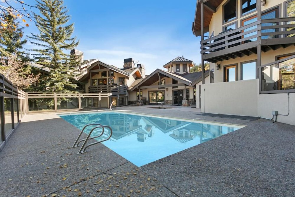 6 - Three Bedroom Ontario Lodge 3 Condo
