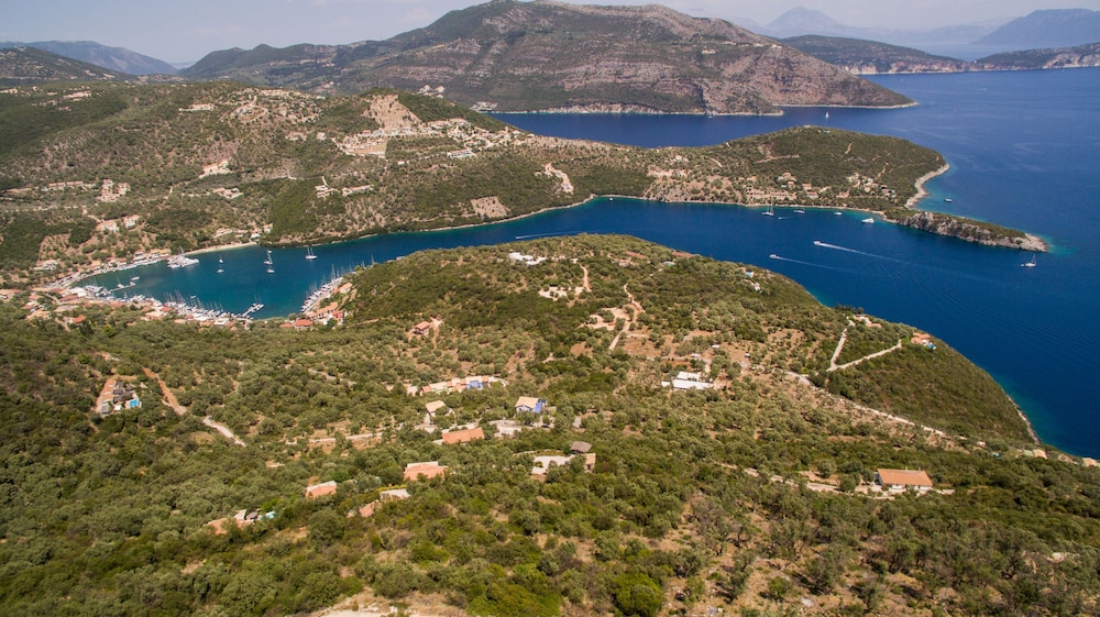 Arethousa Villas