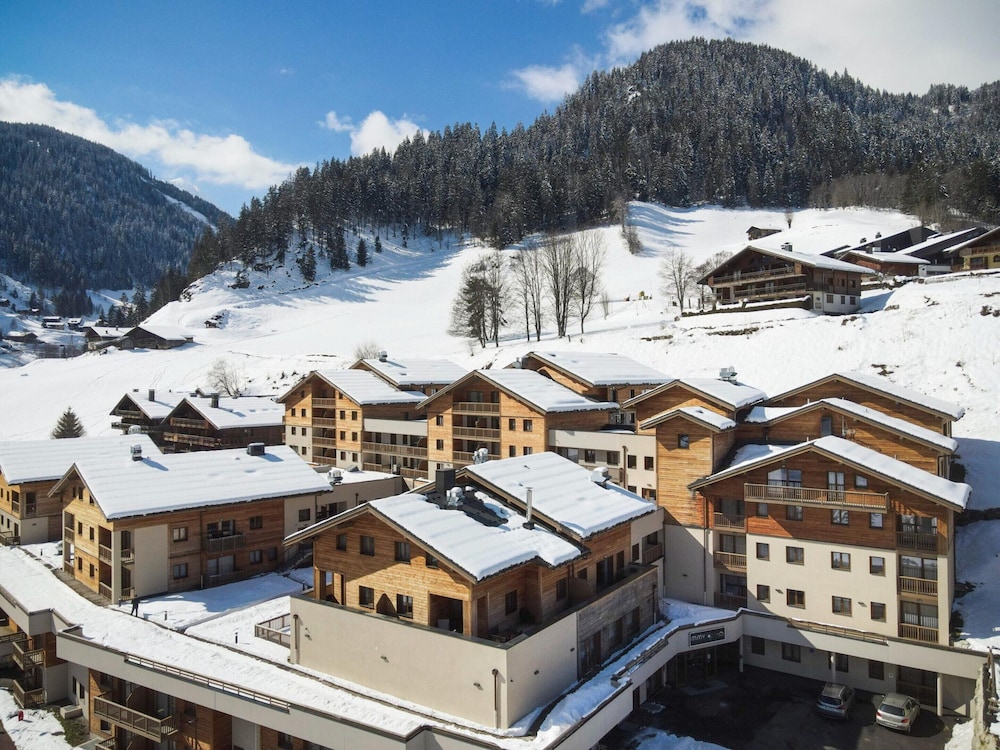 Apartment in Beaufort Near Ski Trails
