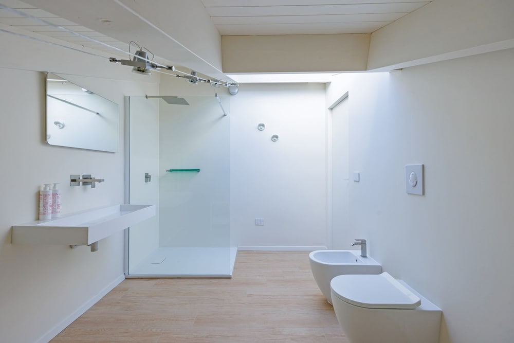 Napoli White Apartment by Wonderful Italy
