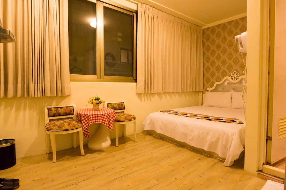 Fengchia Provence