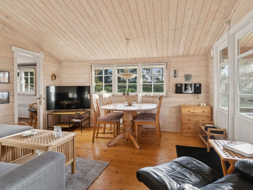 5 Star Holiday Home in Roslev