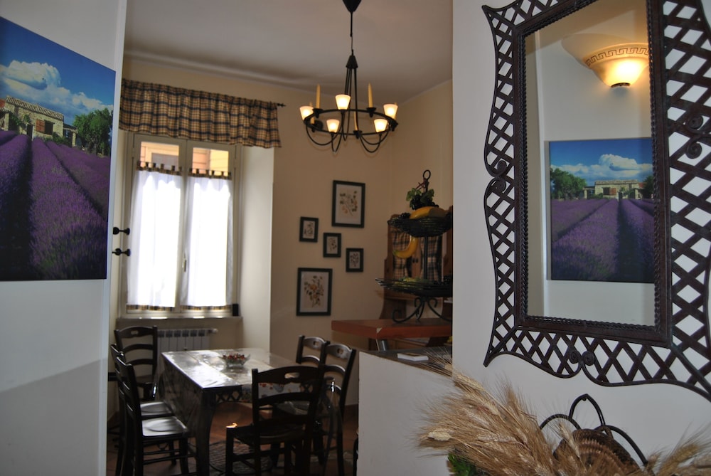 The Flower B & B