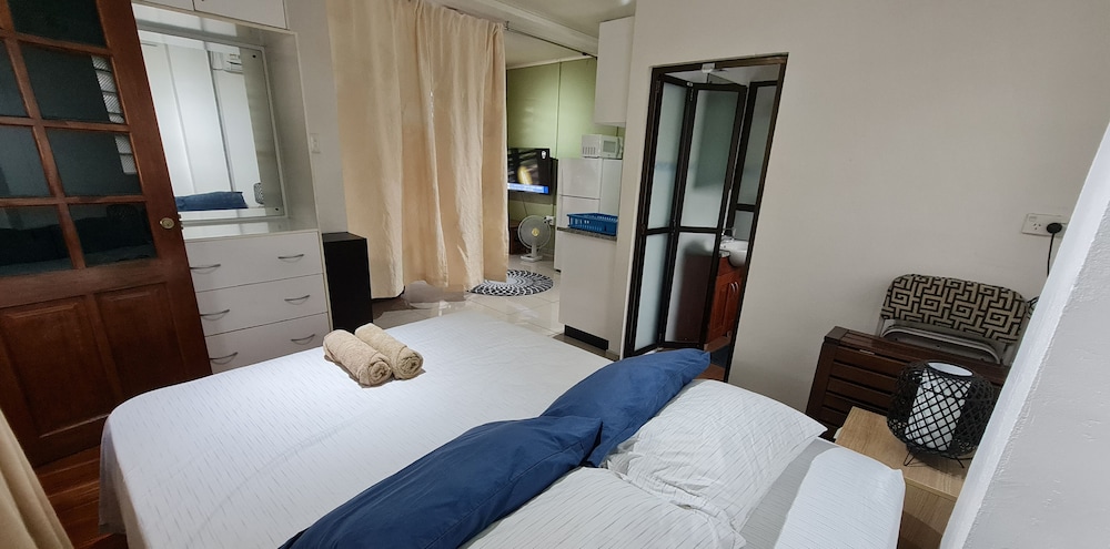 Axis Apartments