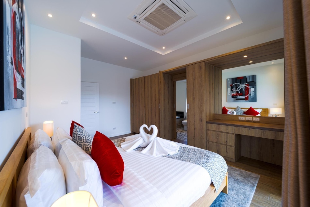 Brand-New Modern 3-Bedroom Villa MB20