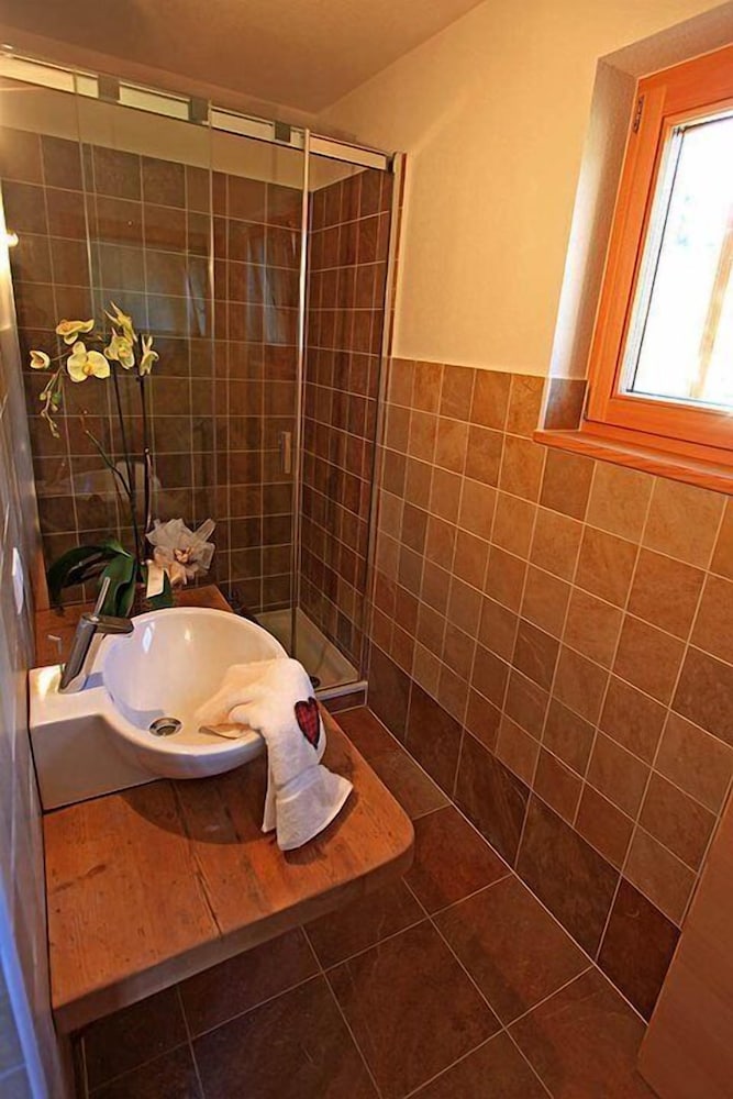 Agritur Weiss view 3