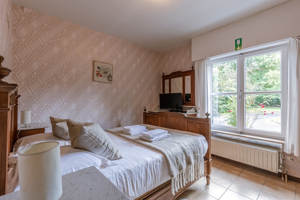 BE BRG Door 400 in Brugge