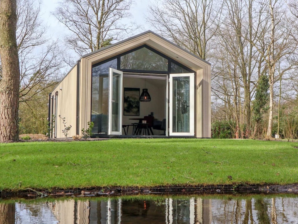 Cozy Chalet With Dishwasher, Adjacent to the Hoge Veluwe National Park