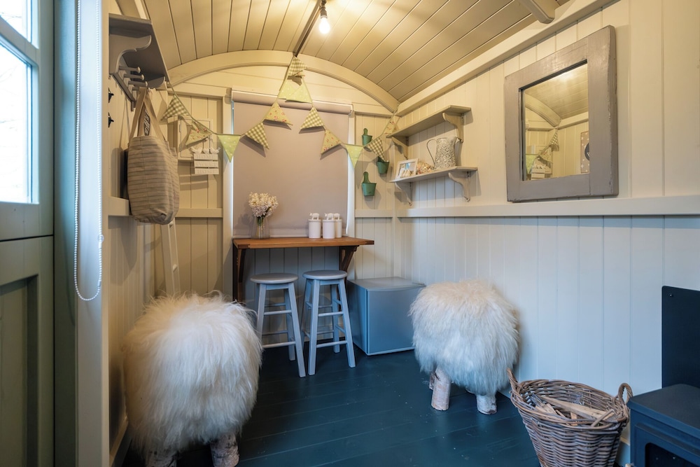Stunning 6 BB Cottage & Annexe