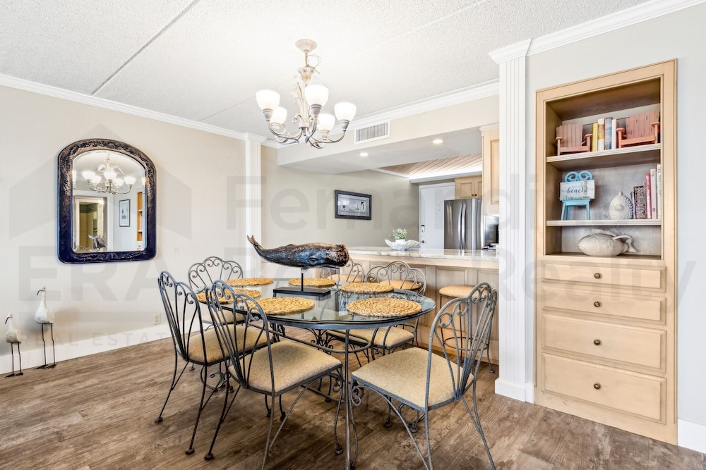 667 Amelia By The Sea 3 Bedroom Condo