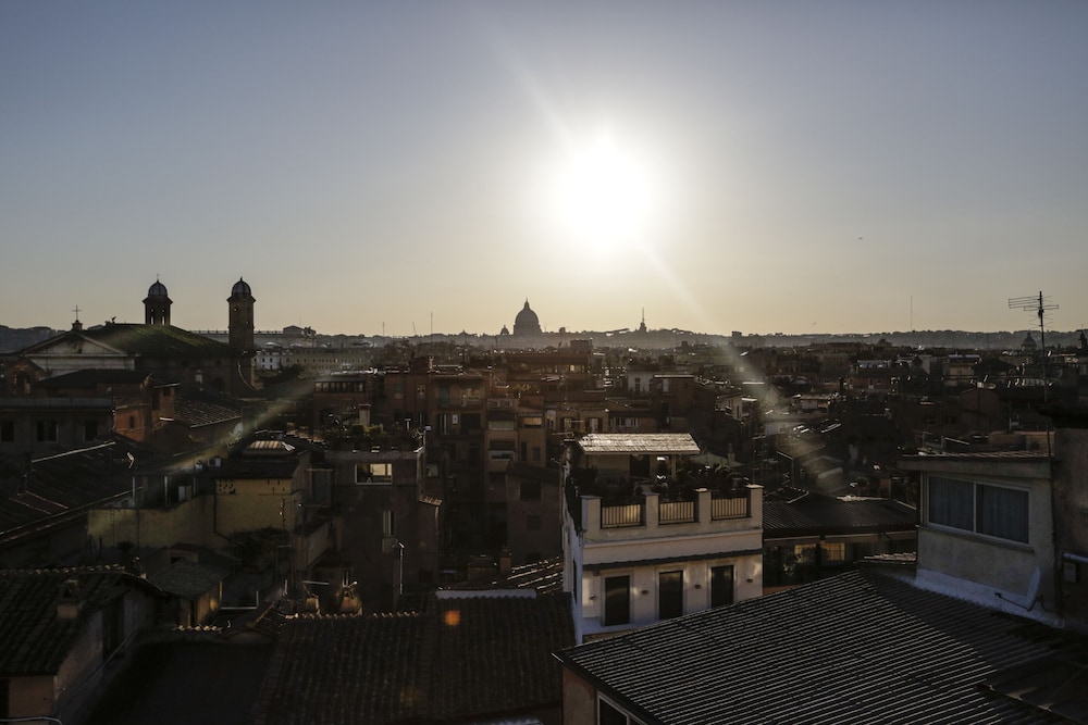 Wonder Rooftop Terrace
