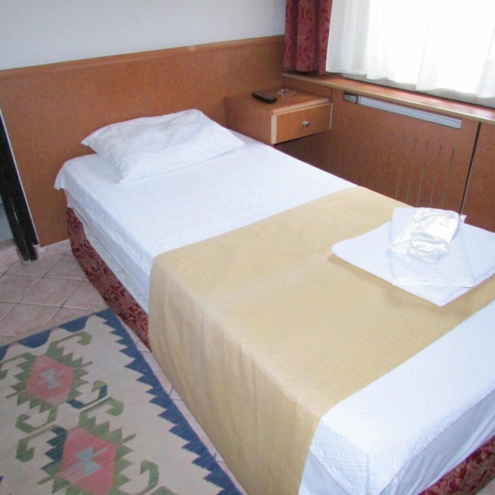 Kadikoy Otel