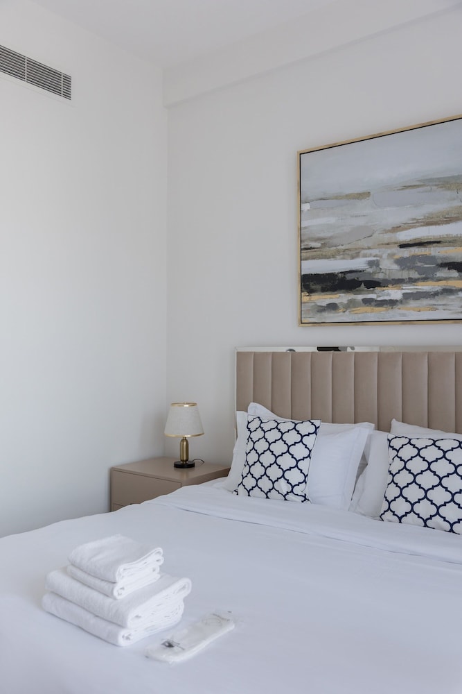 Fresh And Quiet 1BR at Noor 4 Tower
