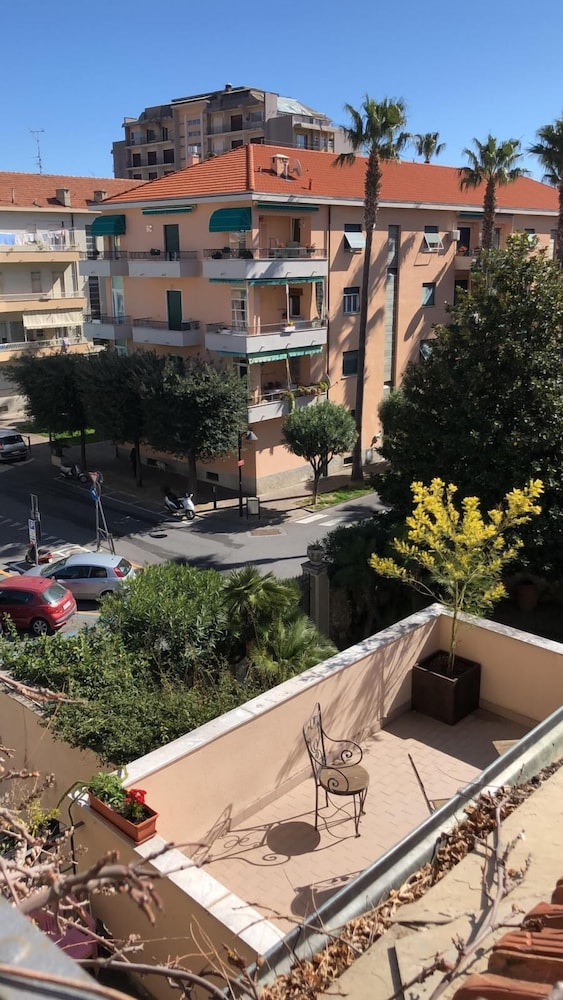 Photo 46