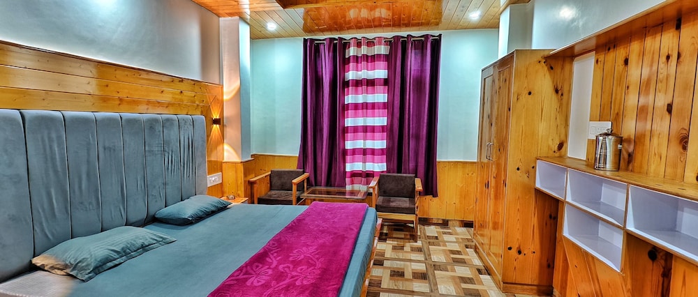 Sargam Stays Kasol