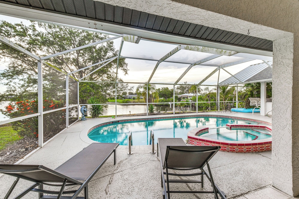 Canal-front Gem w/ Private Dock in Port Charlotte!