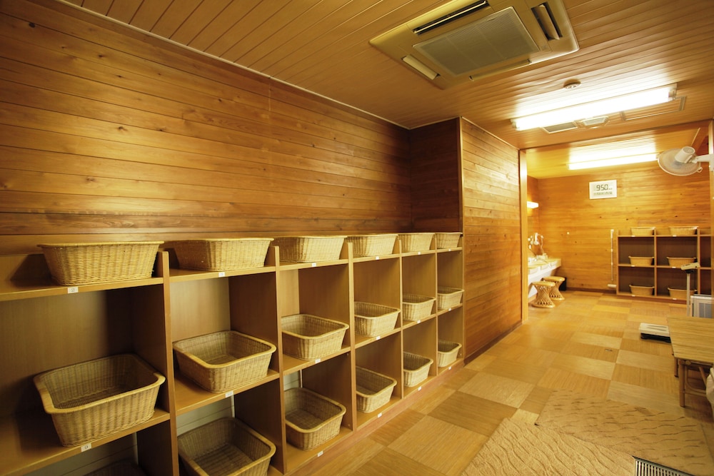 nunobikionsen komoro, Komoro - 13