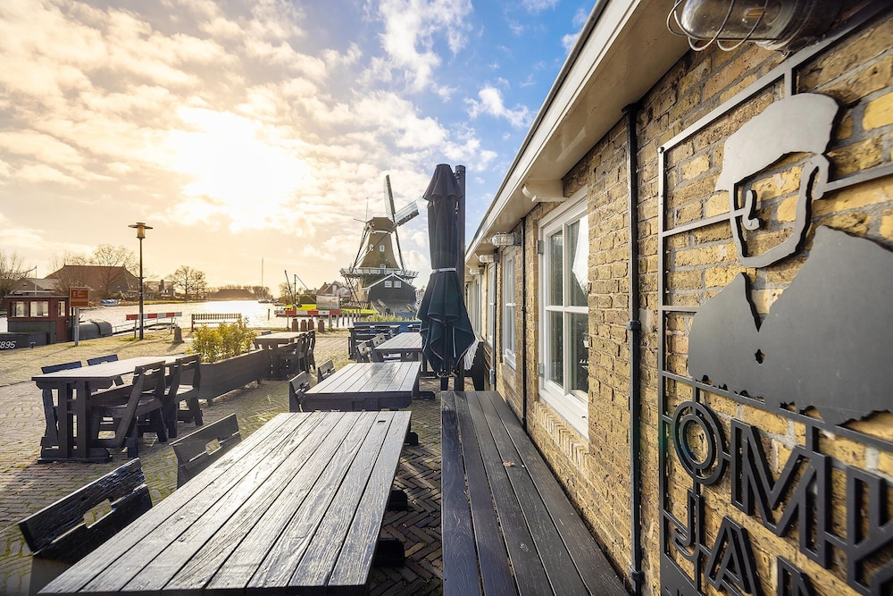 Holiday Home in the Lake District Area, Friesland